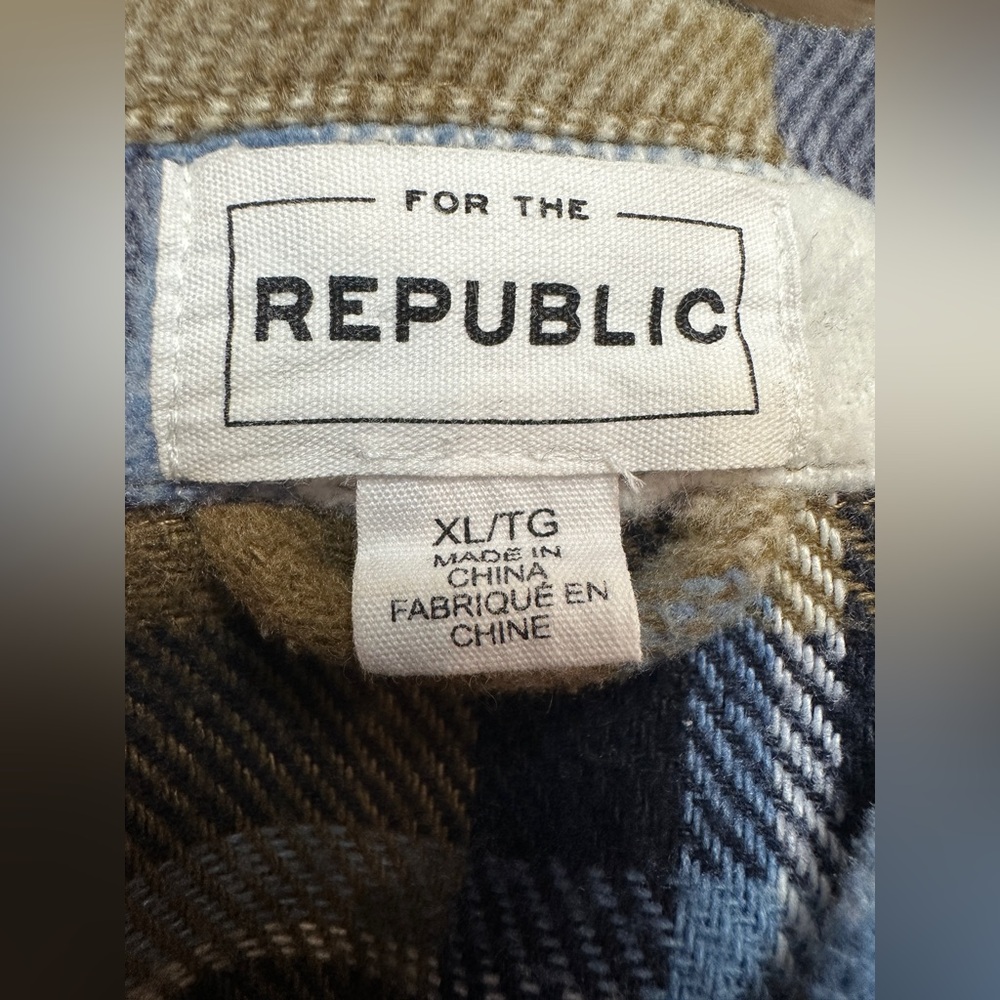 For the Republic Cropped Brown, Blue, White Plaid Flannel Shacket Women’s Sz XL - Picture 6 of 8